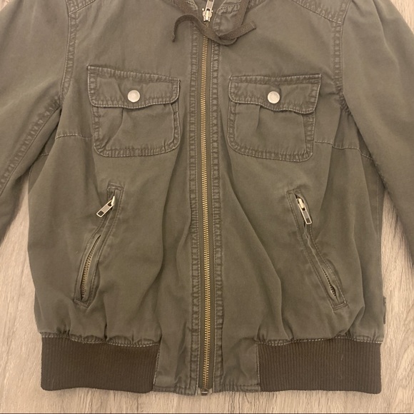 Jacket - Picture 2 of 4